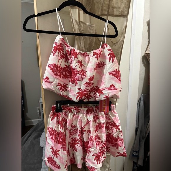 Fancy D Boutique Other - Brand new never worn! Fancy D Boutique!!! Tropical Print Women's Two-Piece Set
